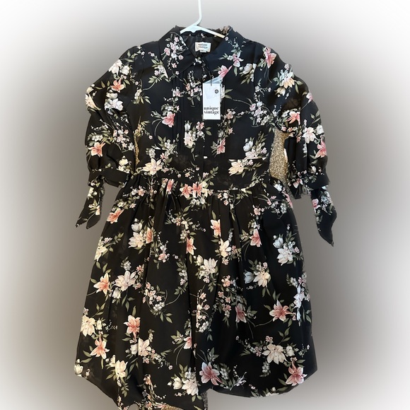 Unique Vintage Black Floral Dress - Picture 1 of 6